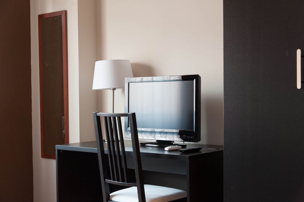 Parco Delle Valli Bedrooms 9/14