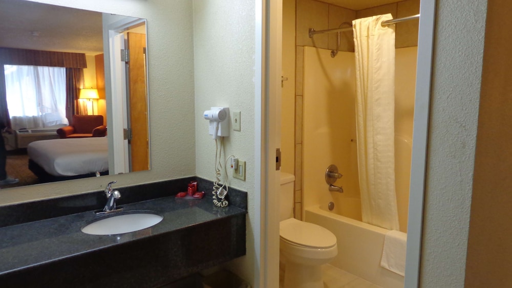 SureStay Hotel By Best Western Childress 7/18