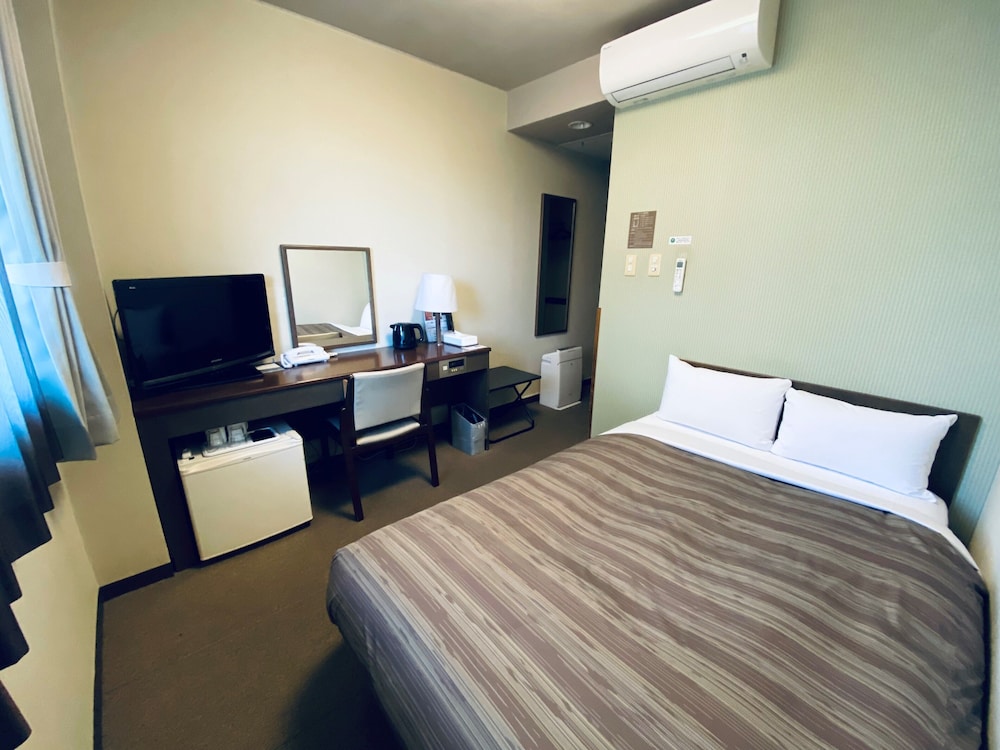 Economy, Double Bed, Smoking