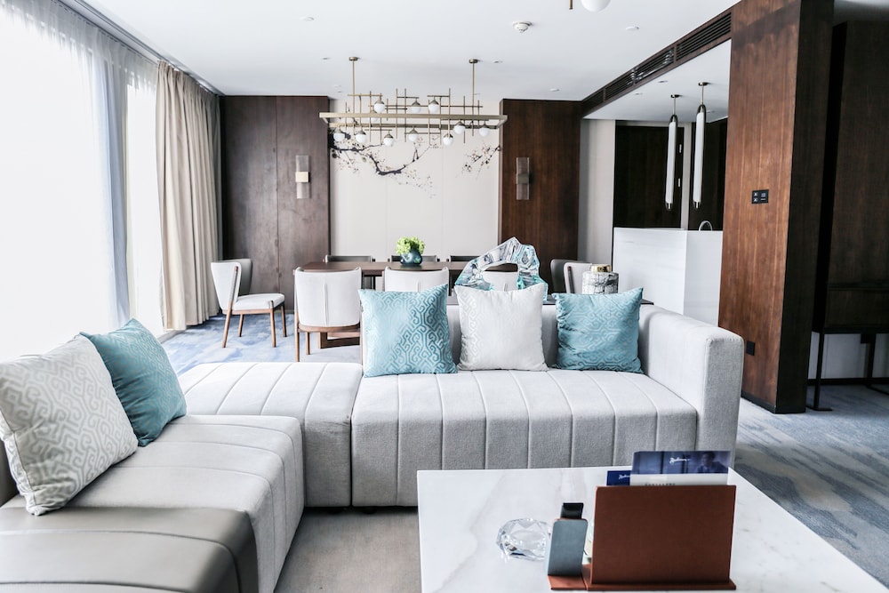 Radisson Blu Hangzhou Xintiandi 23/42