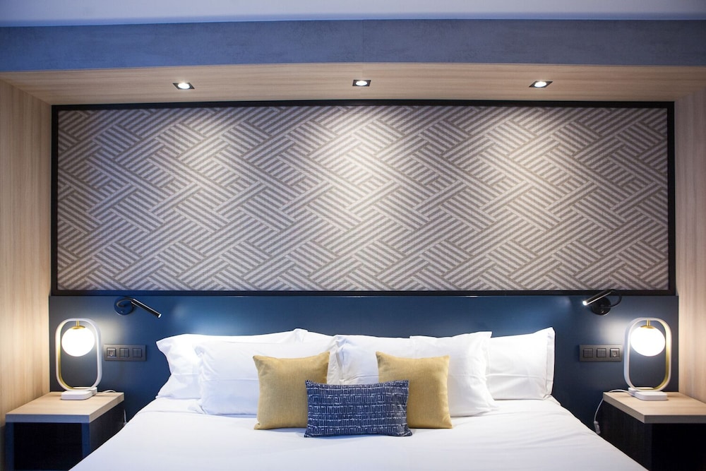 Best Western Plus Opera Batignolles 12/44