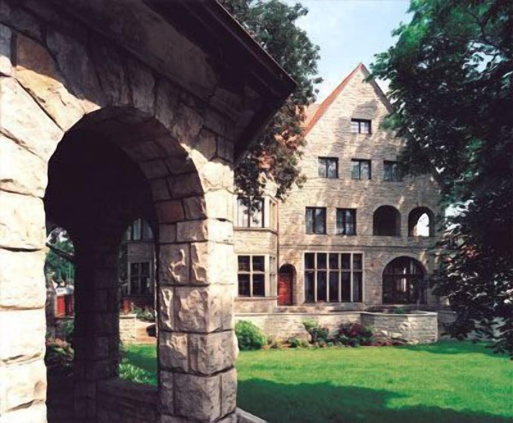 Parkhotel Unter Den Linden 32/35