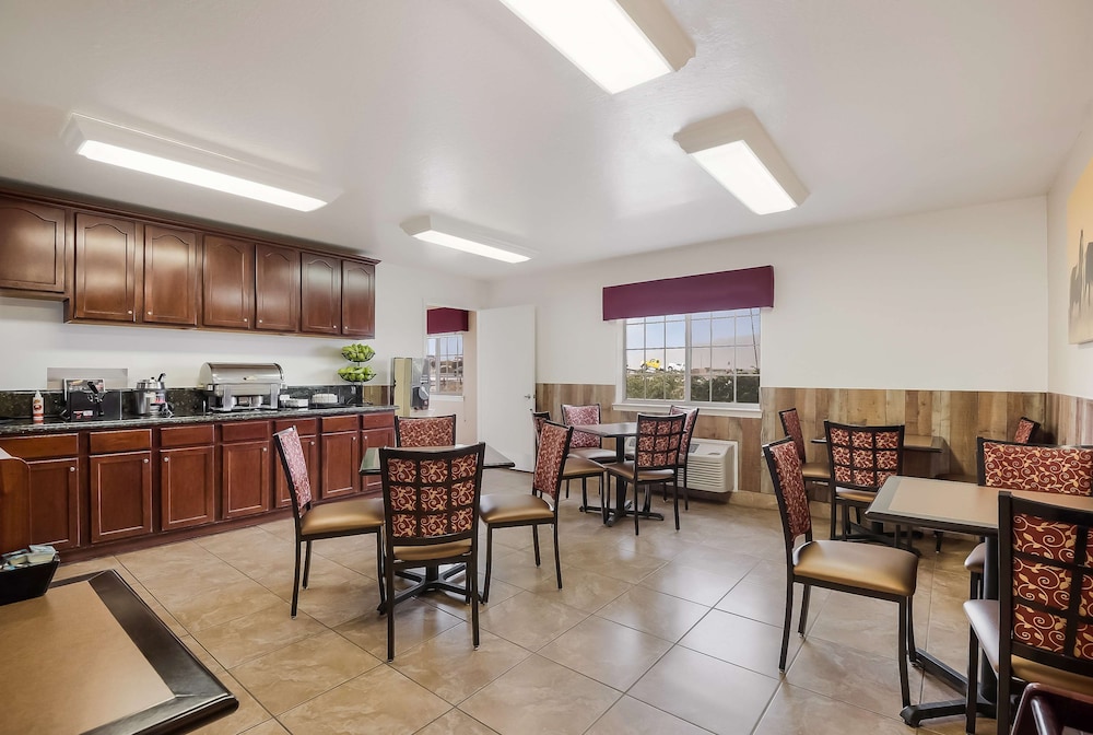 Surestay Hotel By Best Western Fernley 37/39