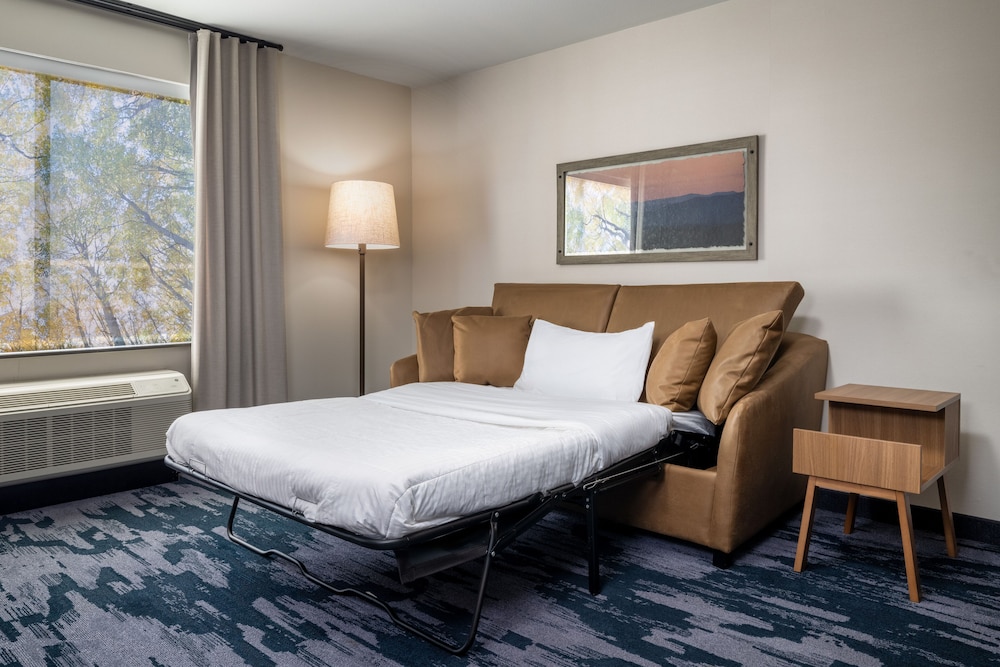 Fairfield Inn & Suites by Marriott Louisville Shepherdsville 7/38