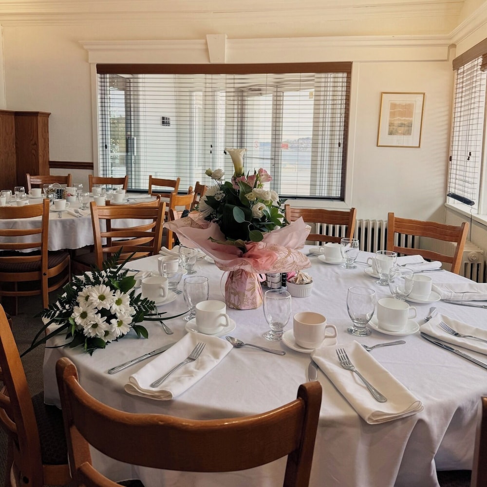 Auberge Resto Le Parasol 30/48