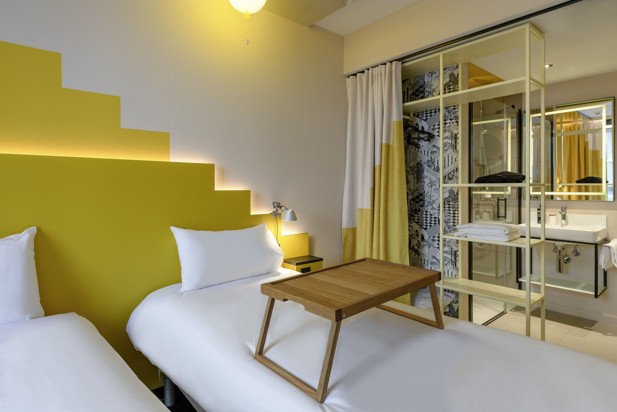 STANDARD - TWIN ROOM