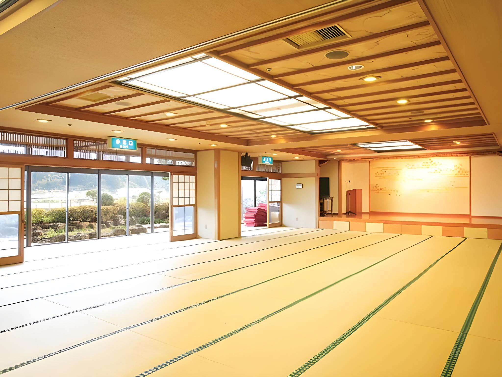 2 Rooms, Vip, River View, Main Building