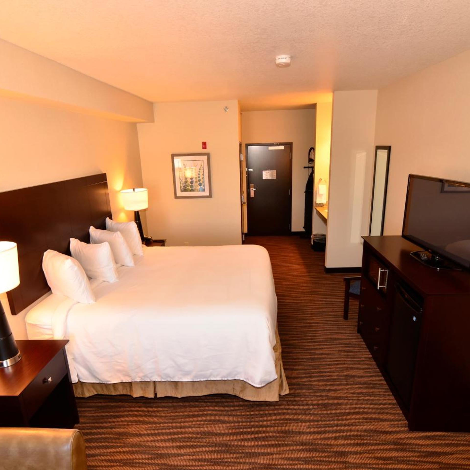 Deluxe, Studio, King Bed