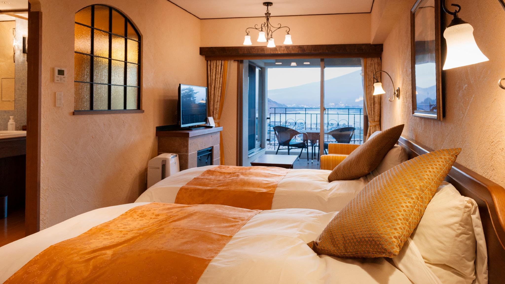 Room, Twin Beds, Mountain View, Indoor Bath