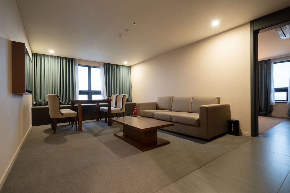 Best Western Jeju Hotel 30/48