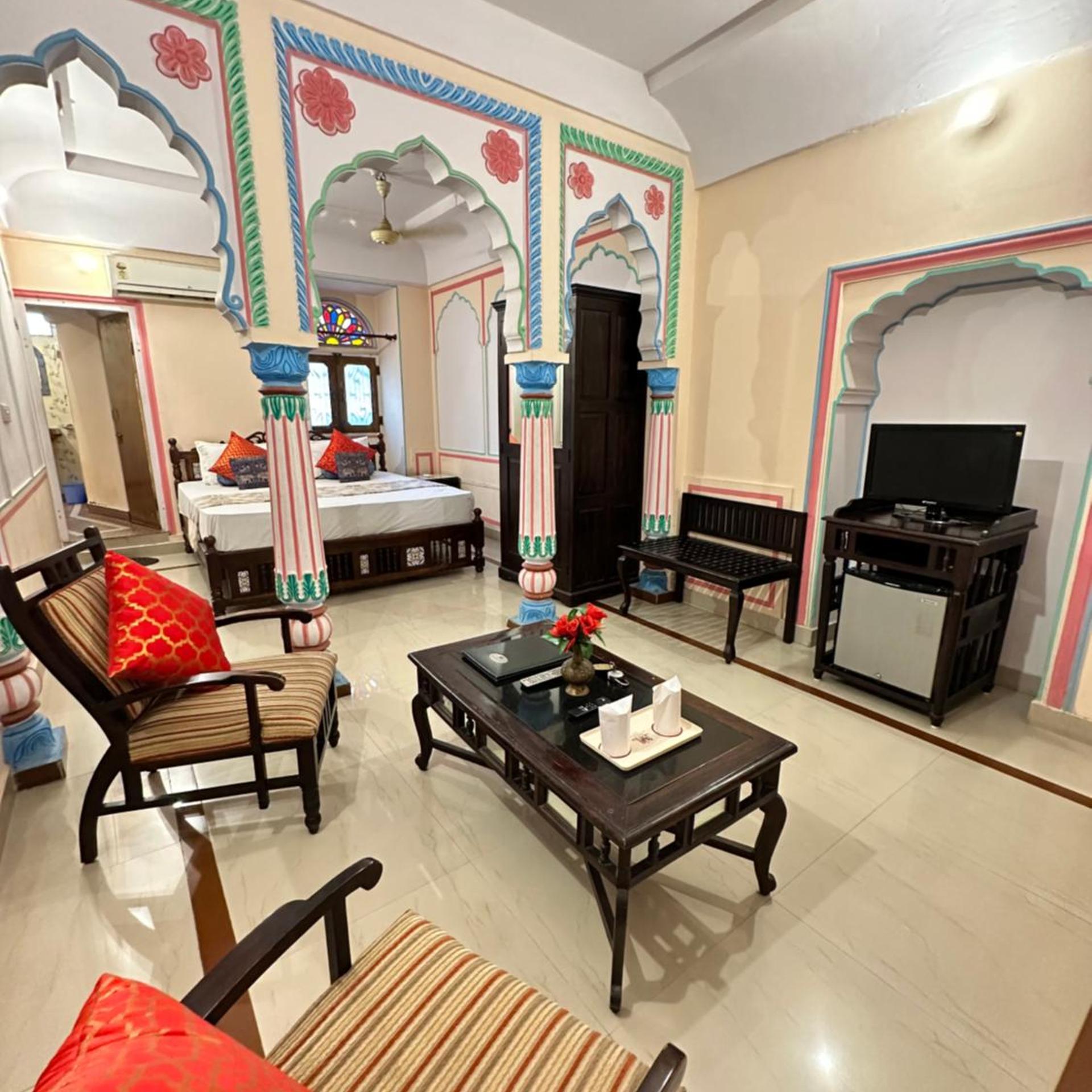 Rawla Mrignayani Palace 44/67