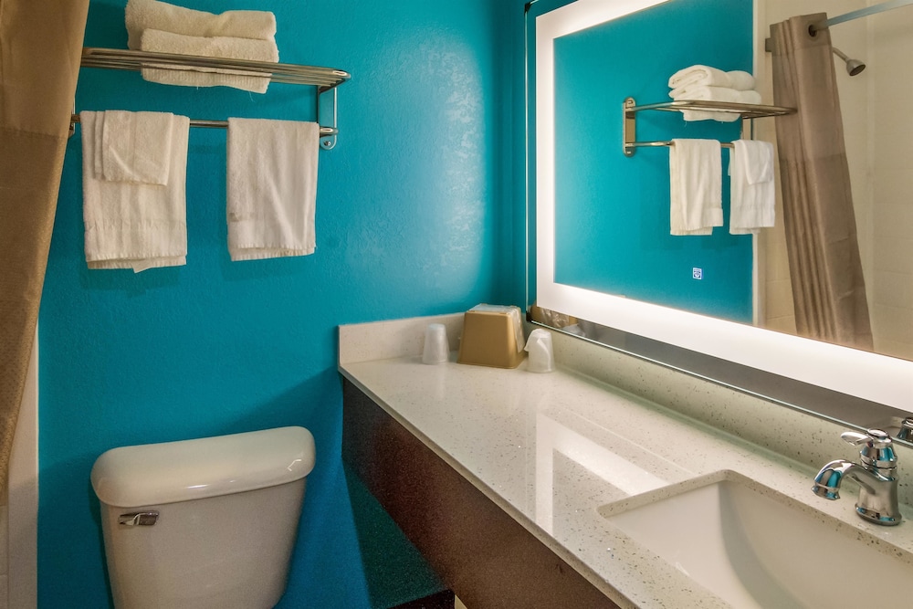 Motel6 Rossford, OH 34/54