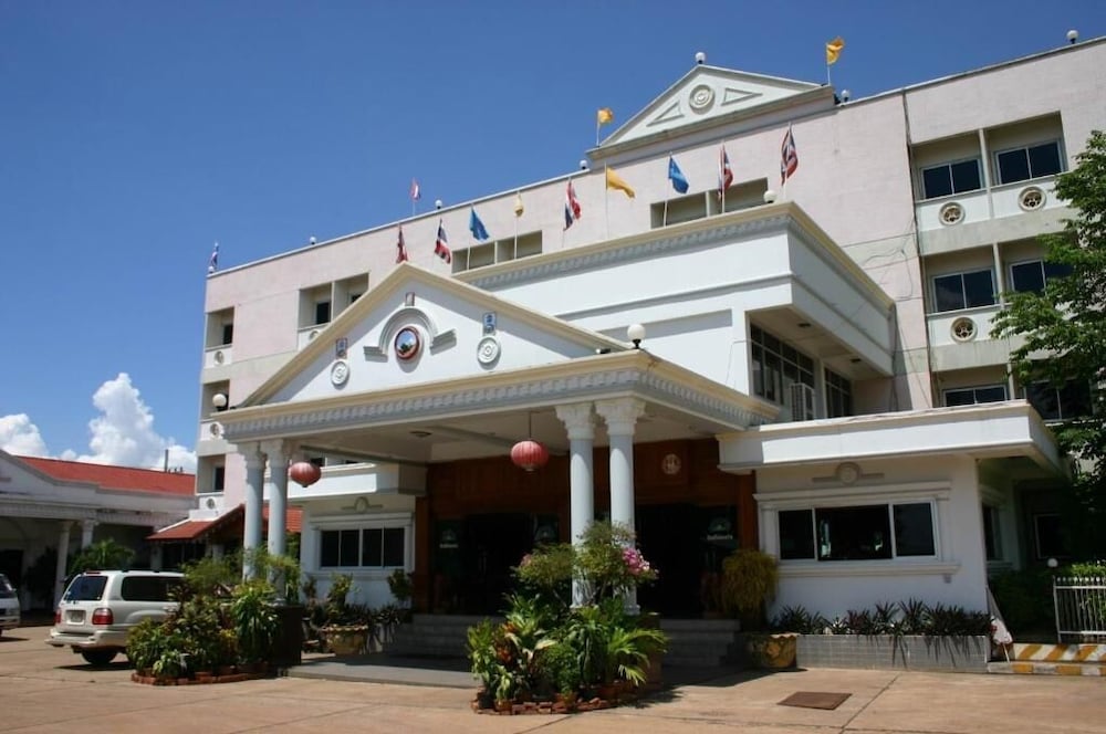 Sakol Grand Palace Hotel 1/17