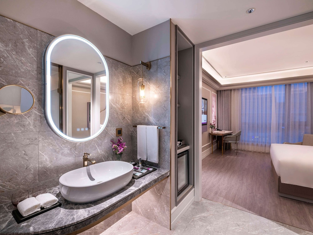 Mercure Shanghai Xujiahui South 28/31