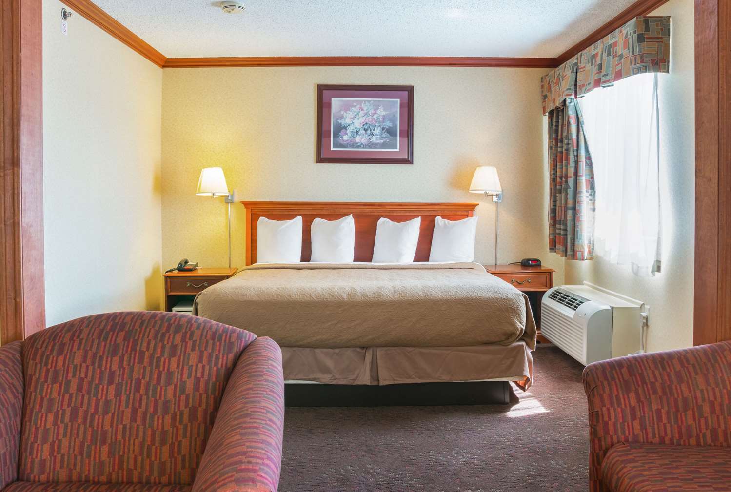Quality Inn and Suites Detroit Metro Airport 12/27
