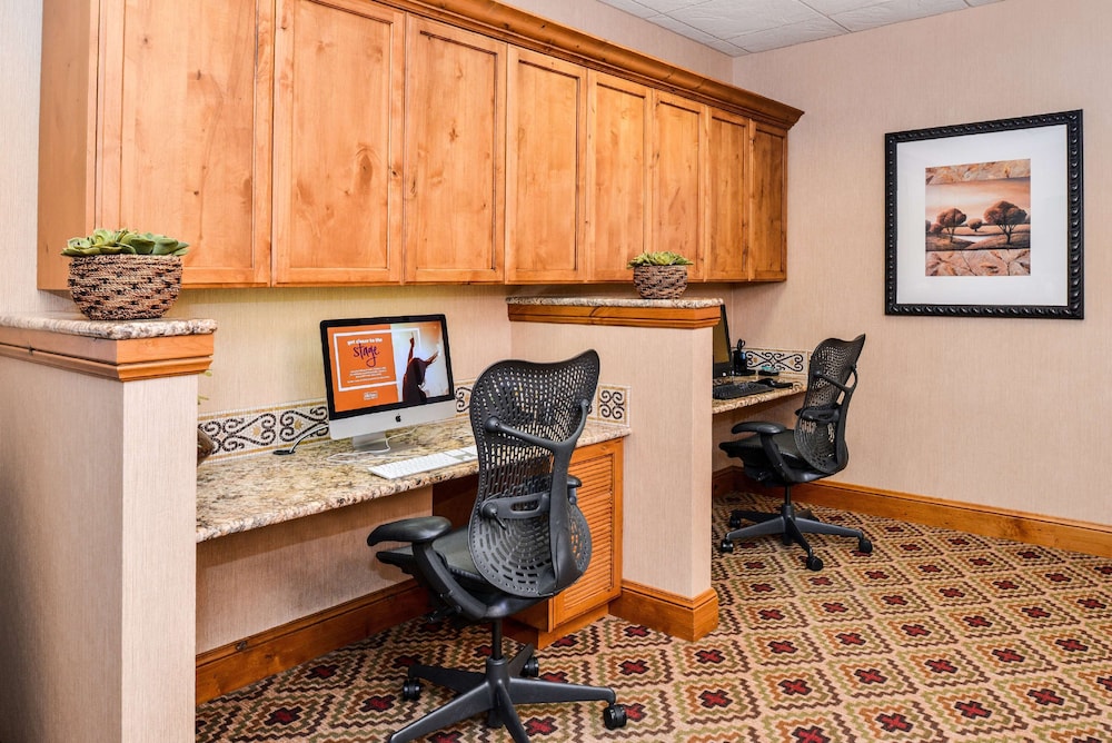 Hampton Inn and Suites Coeur D Alene 44/45