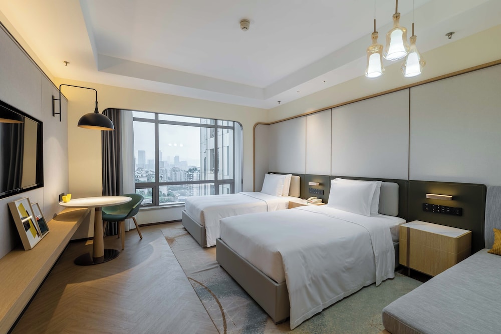 Holiday Inn Chongqing Guanyinqiao 21/50