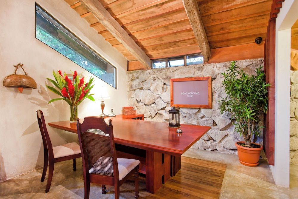 Poas Volcano Lodge 65/71