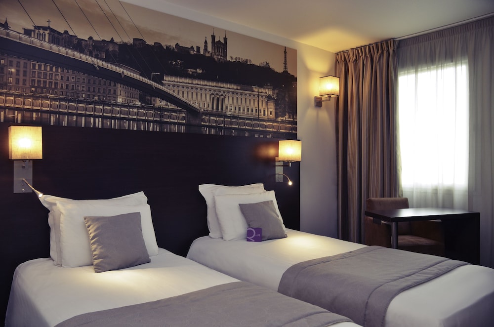 Mercure Lyon Est Chaponnay 13/71