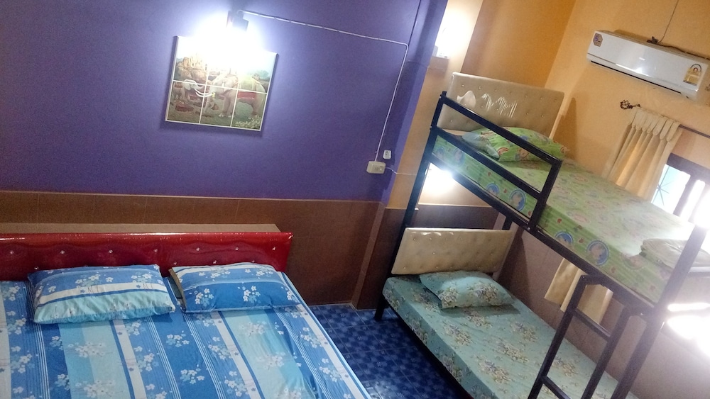 Rueang Sri Si Ri 21/73