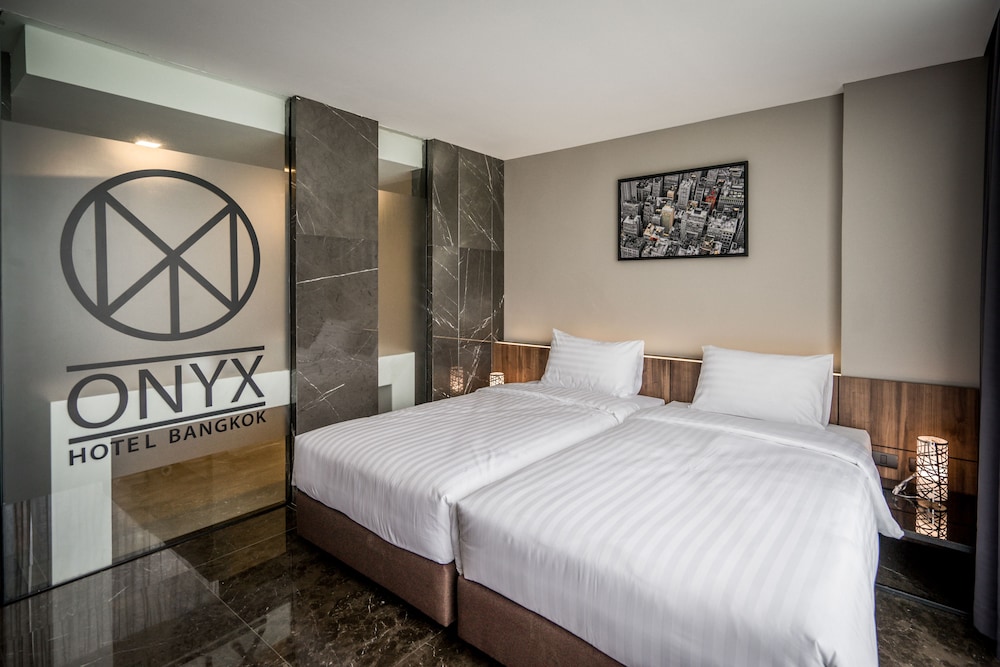 Onyx Hotel Bangkok 22/63