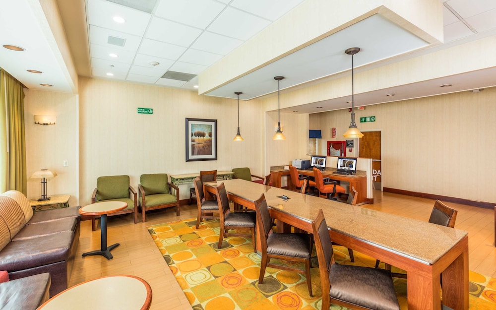 Hampton Inn by Hilton Queretaro Tecnologico 30/46