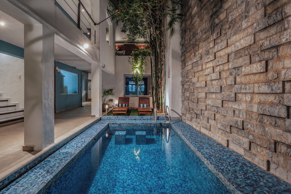 Hotel Casa Nova 30/50