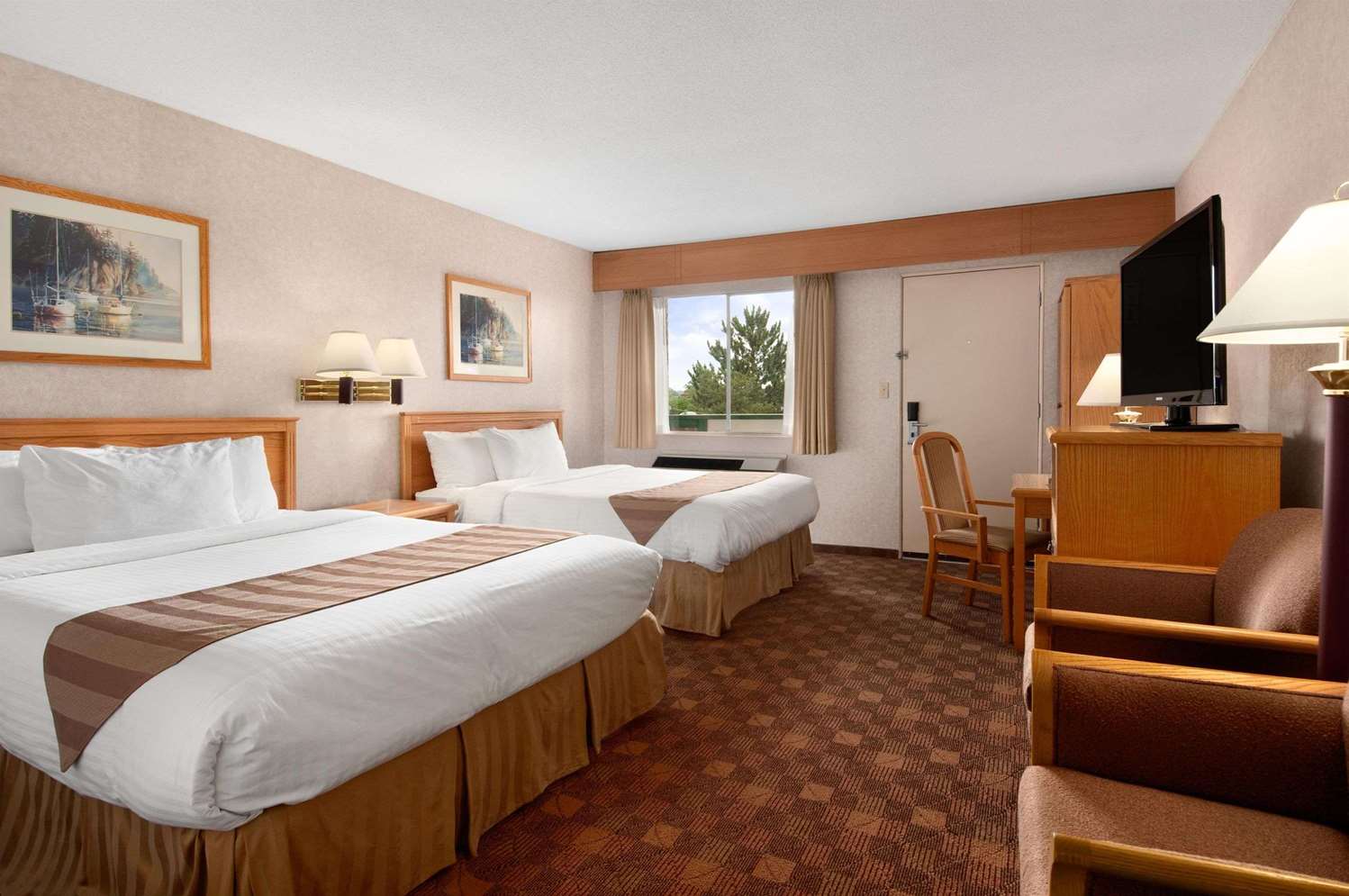 Days Inn By Wyndham Victoria Uptown 13/62
