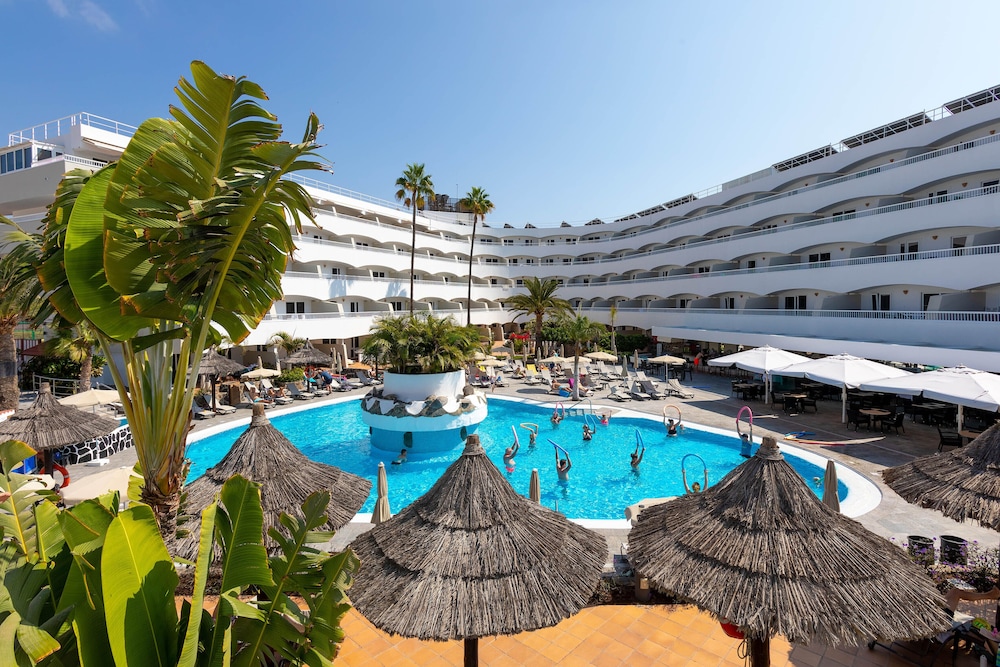 Sol Barbacan Apartments 5/72
