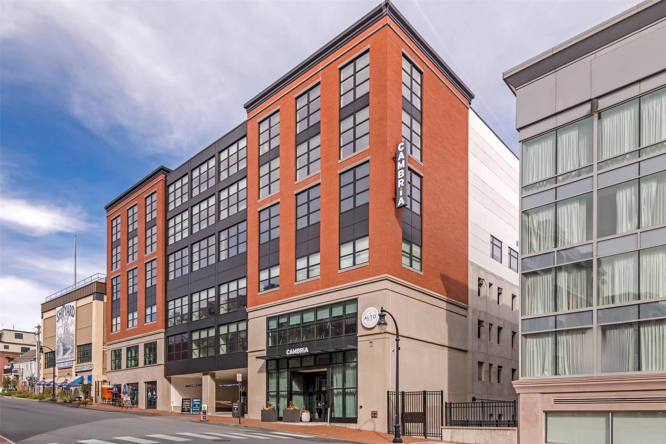 Cambria Hotel Portland Downtown Old Port 3/30