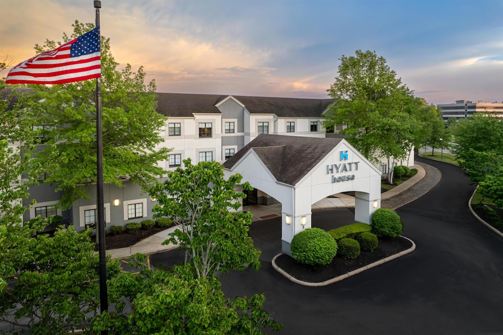Hyatt House Boston/Burlington 66/72