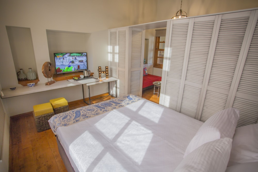 Char Me Boutique Hotel 60/77