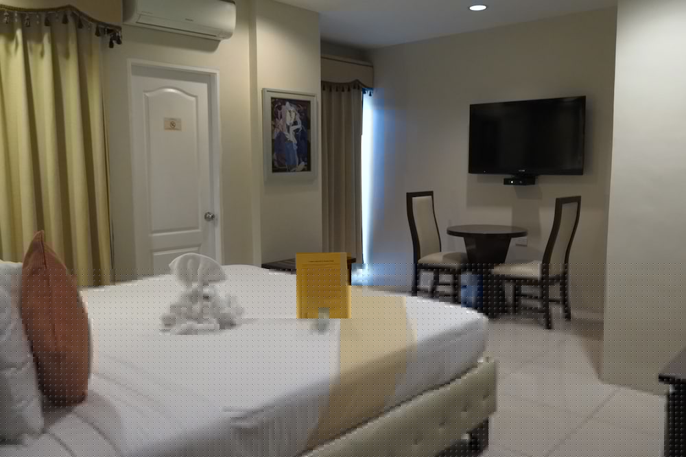 Devera Hotel 38/72