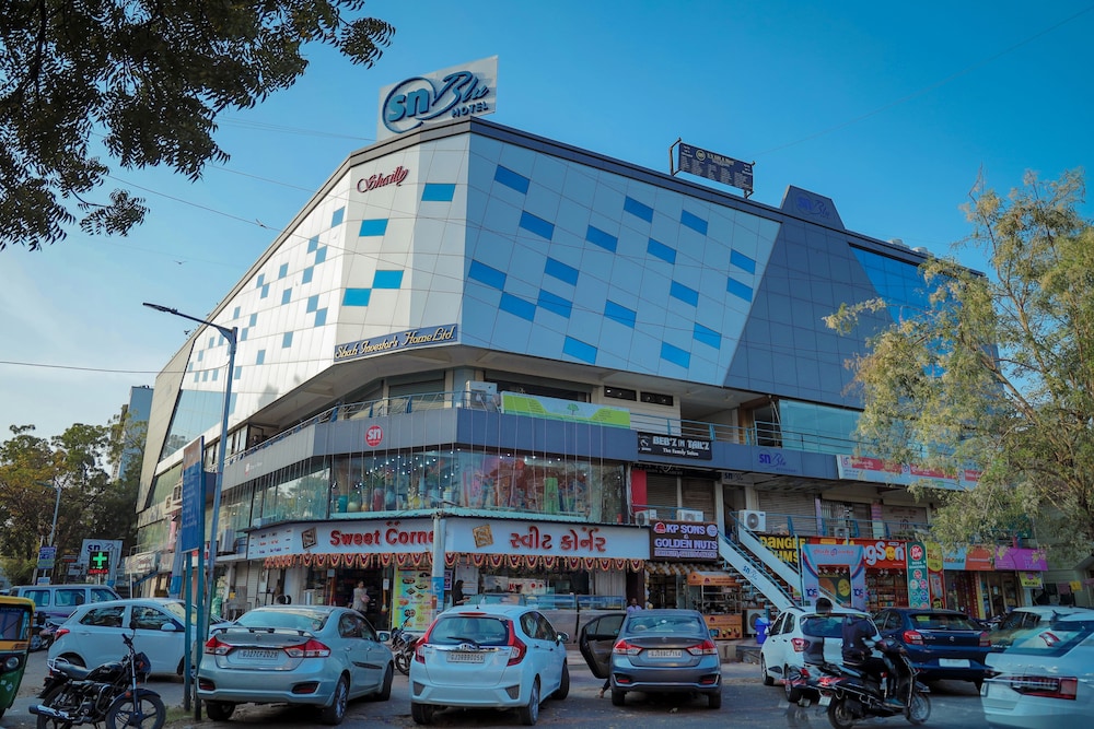 SN Blu Hotel 3/50