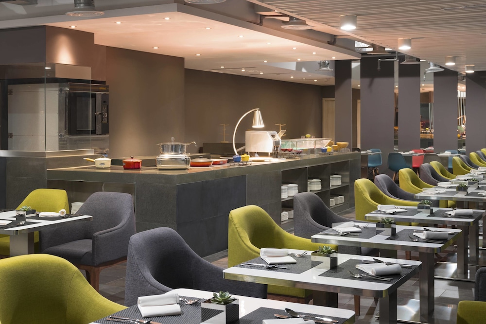 ALOFT JAKARTA WAHID HASYIM 38/39
