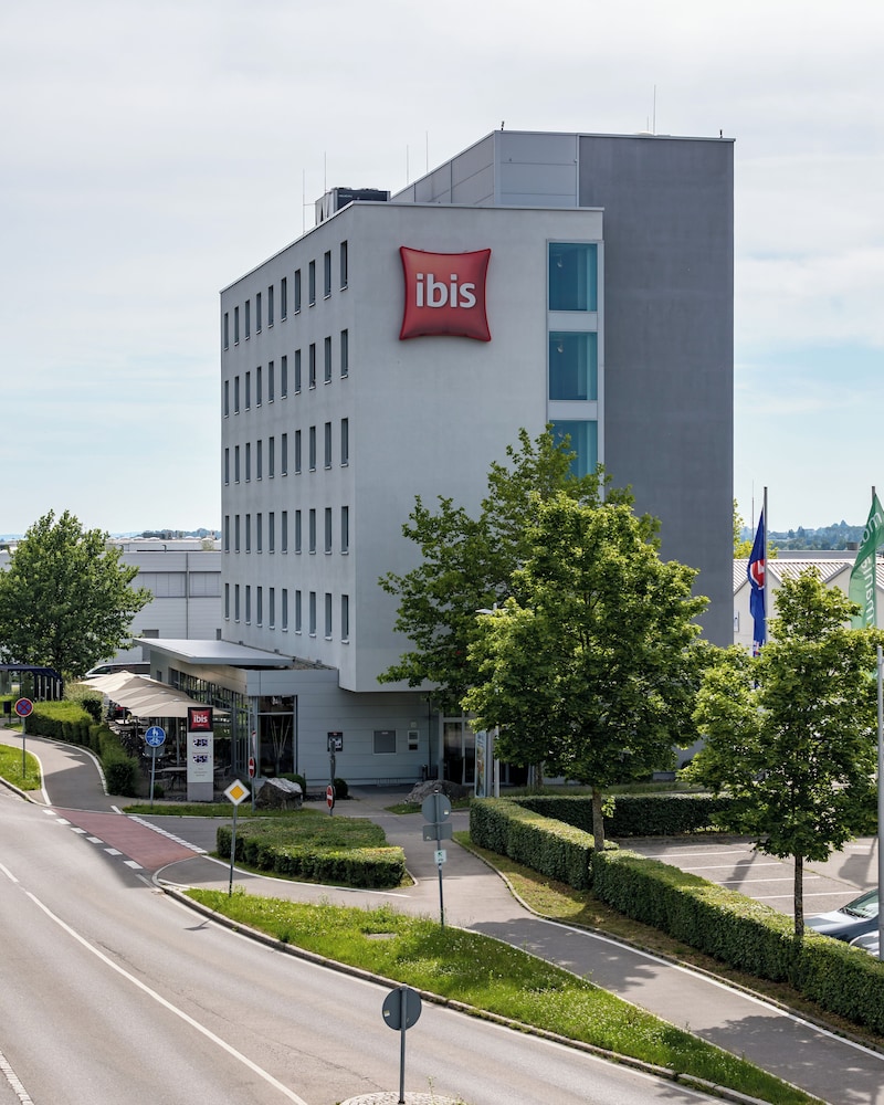 Hotel Ibis Friedrichshafen Airport Messe 6/70