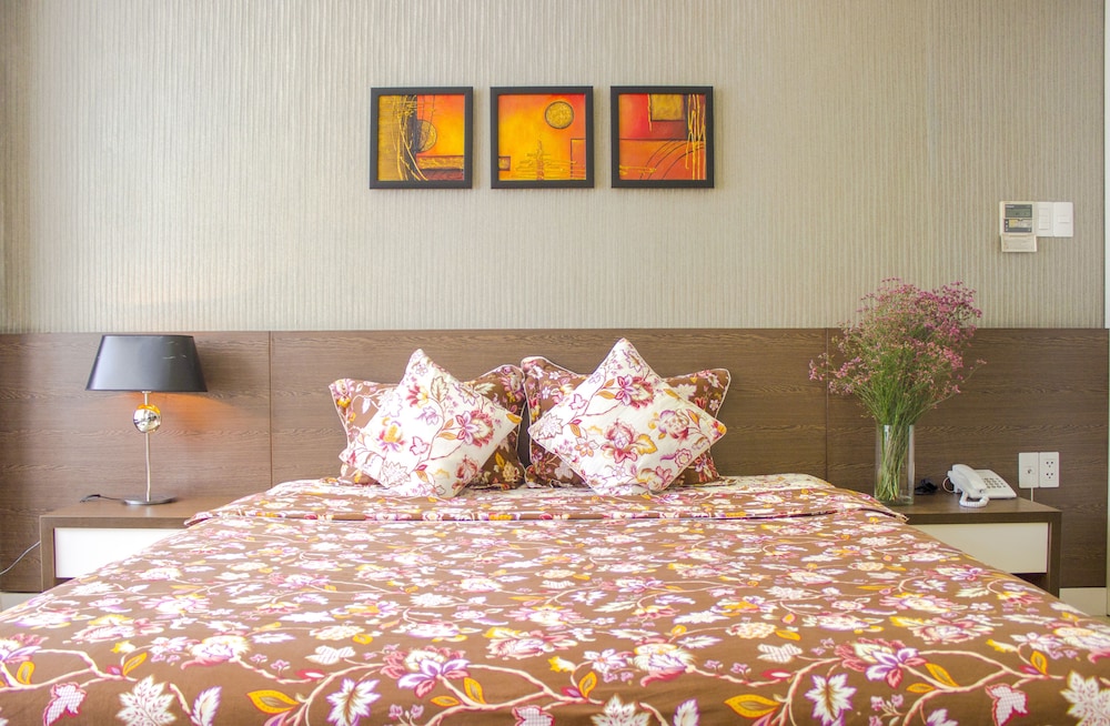 Golden Queen Aparthotel 23/63