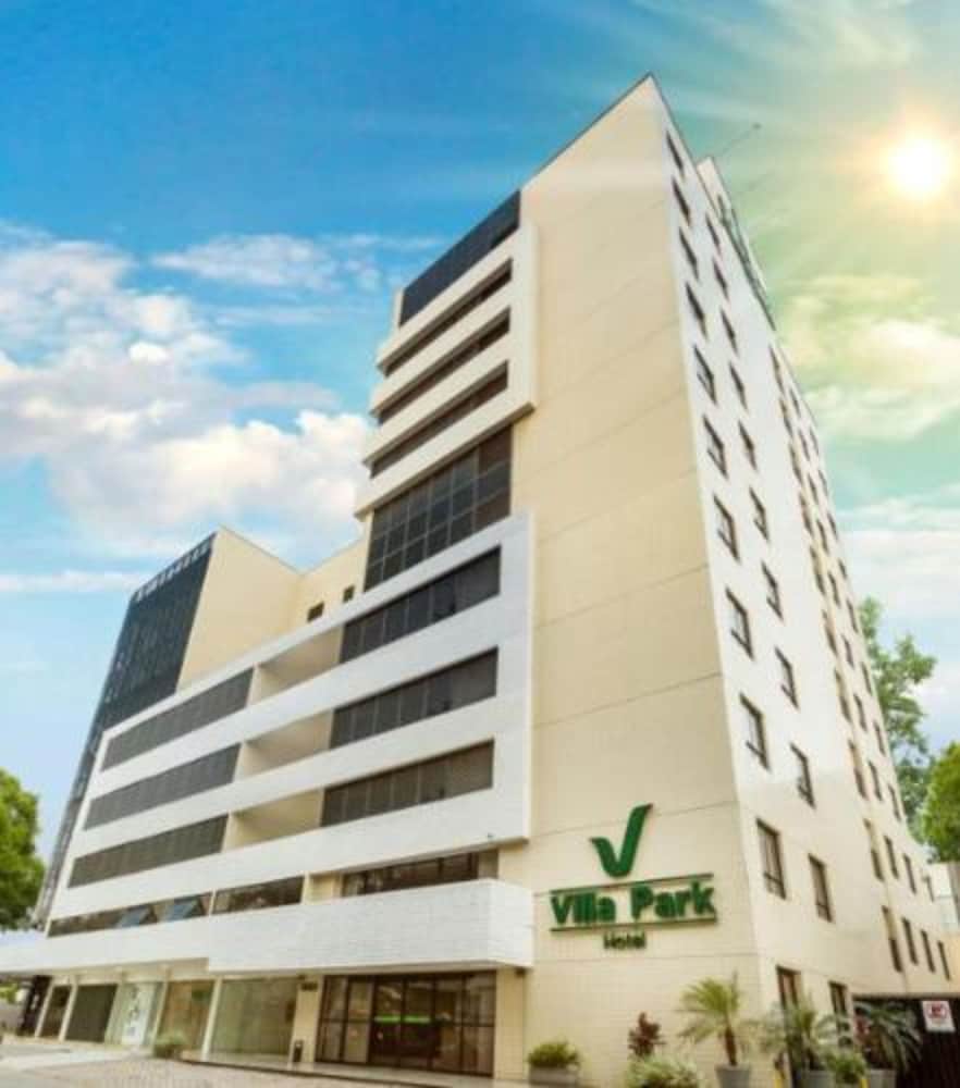 Villa Park Hotel 1/61