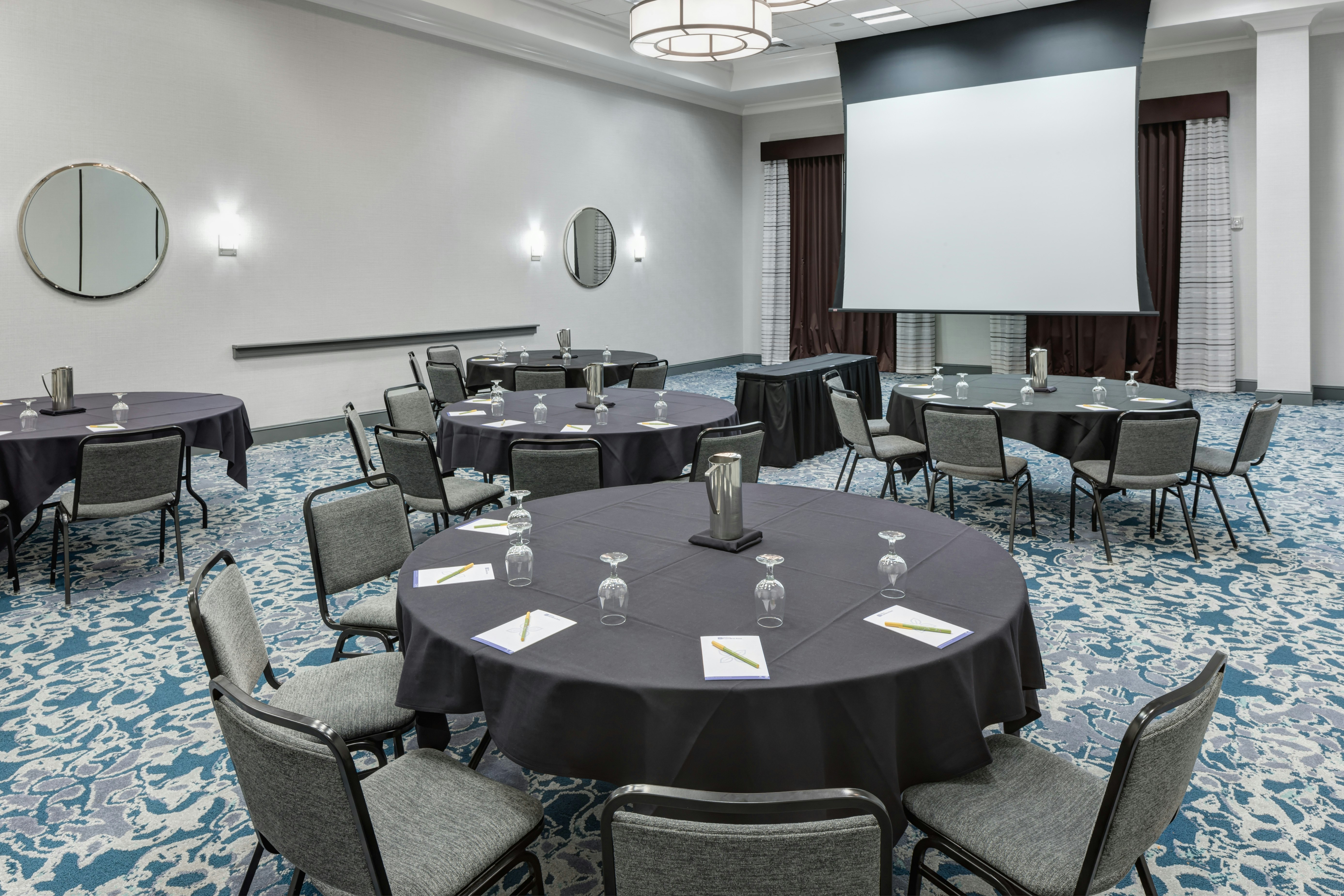 Hilton Garden Inn Nashville-Vanderbilt 51/65