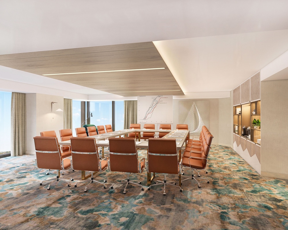 Dorsett Canary Wharf 43/45