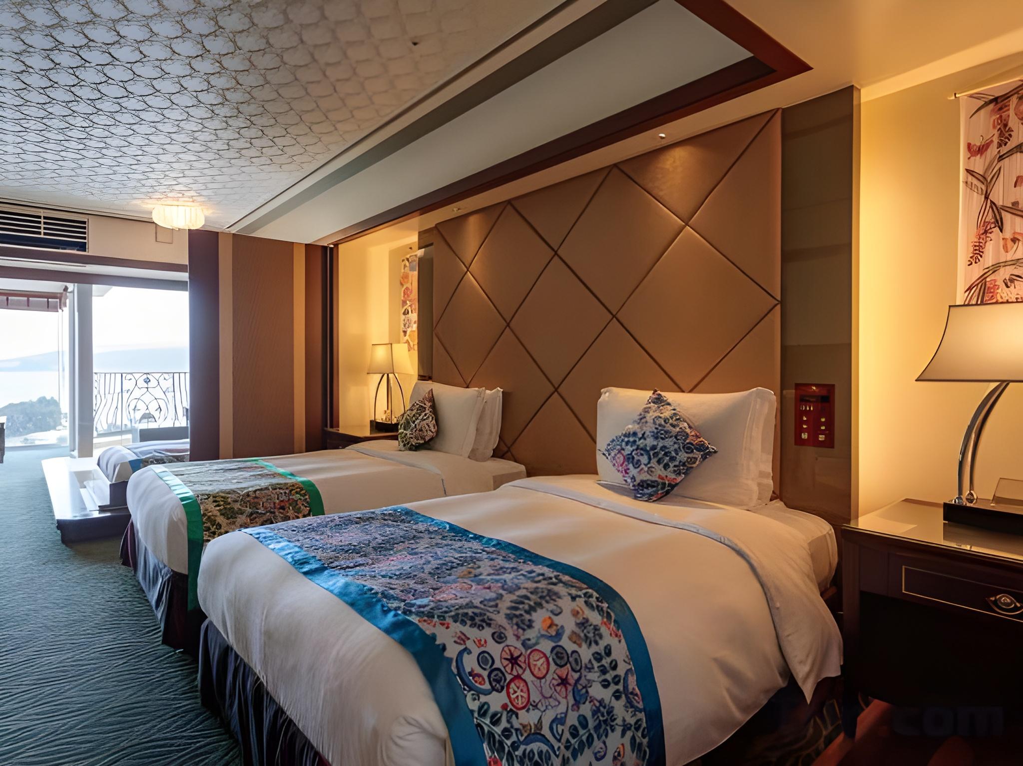 Executive, Twin Beds, Ocean View, Bathtub, Club Floor, Main Building
