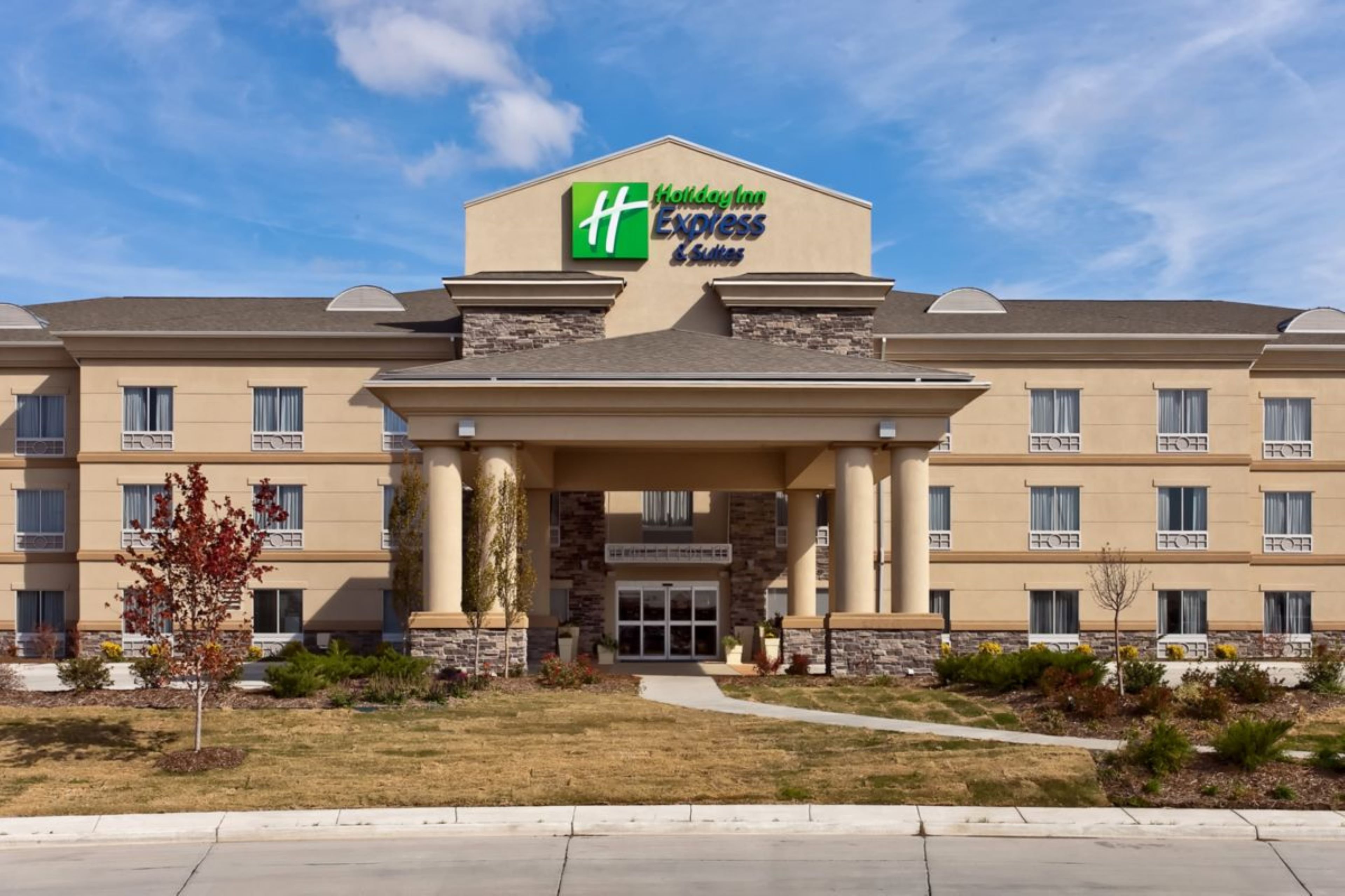 Holiday Inn Express Hotel & Suites Newton 2/42