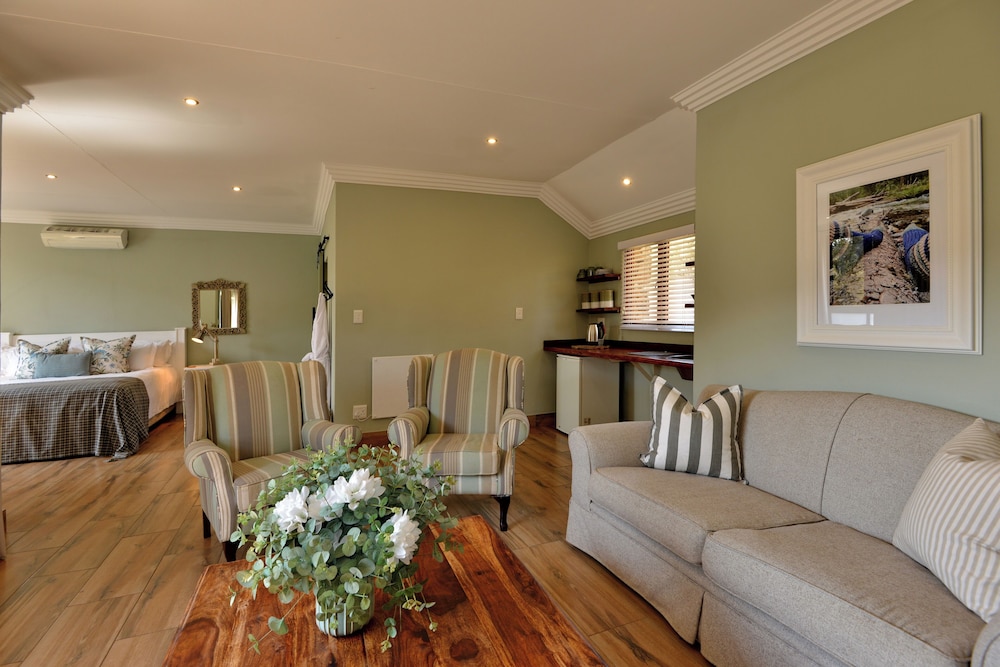 River Place Lodge 20/50