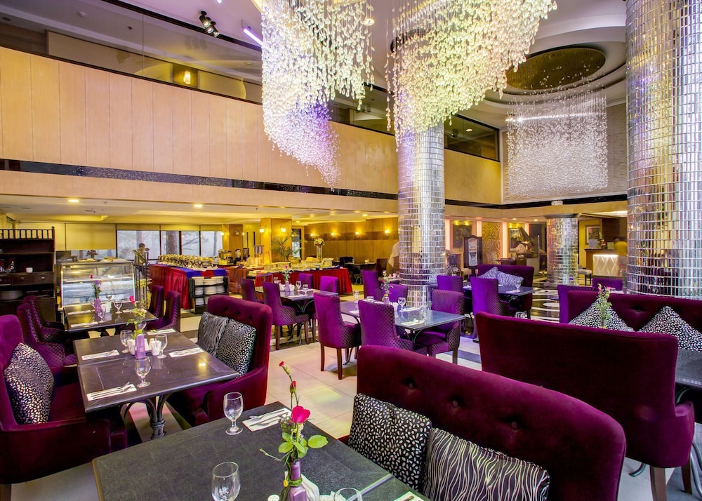 Le Monet Hotel 36/52