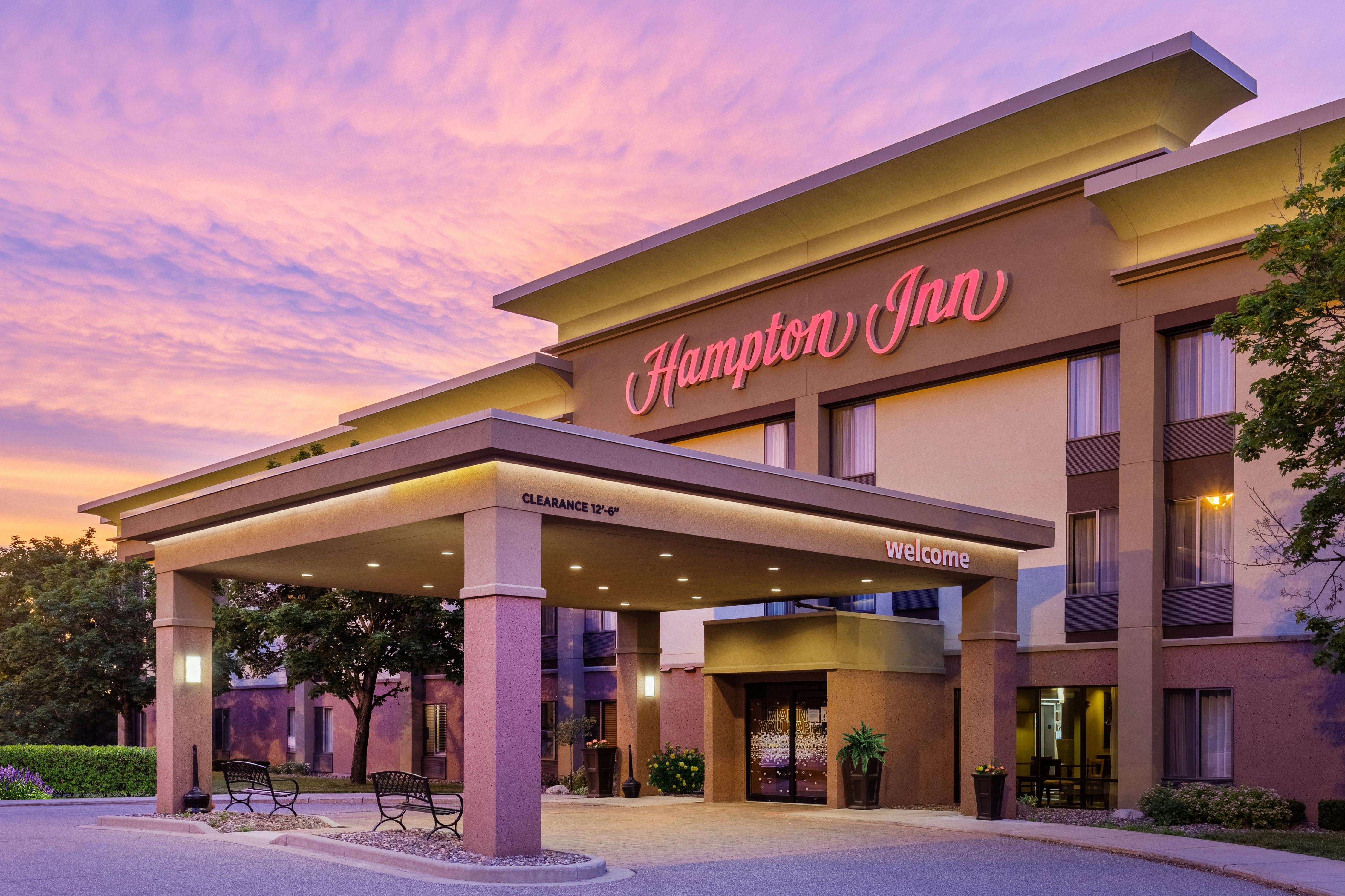 Hampton Inn Eau Claire 1/19