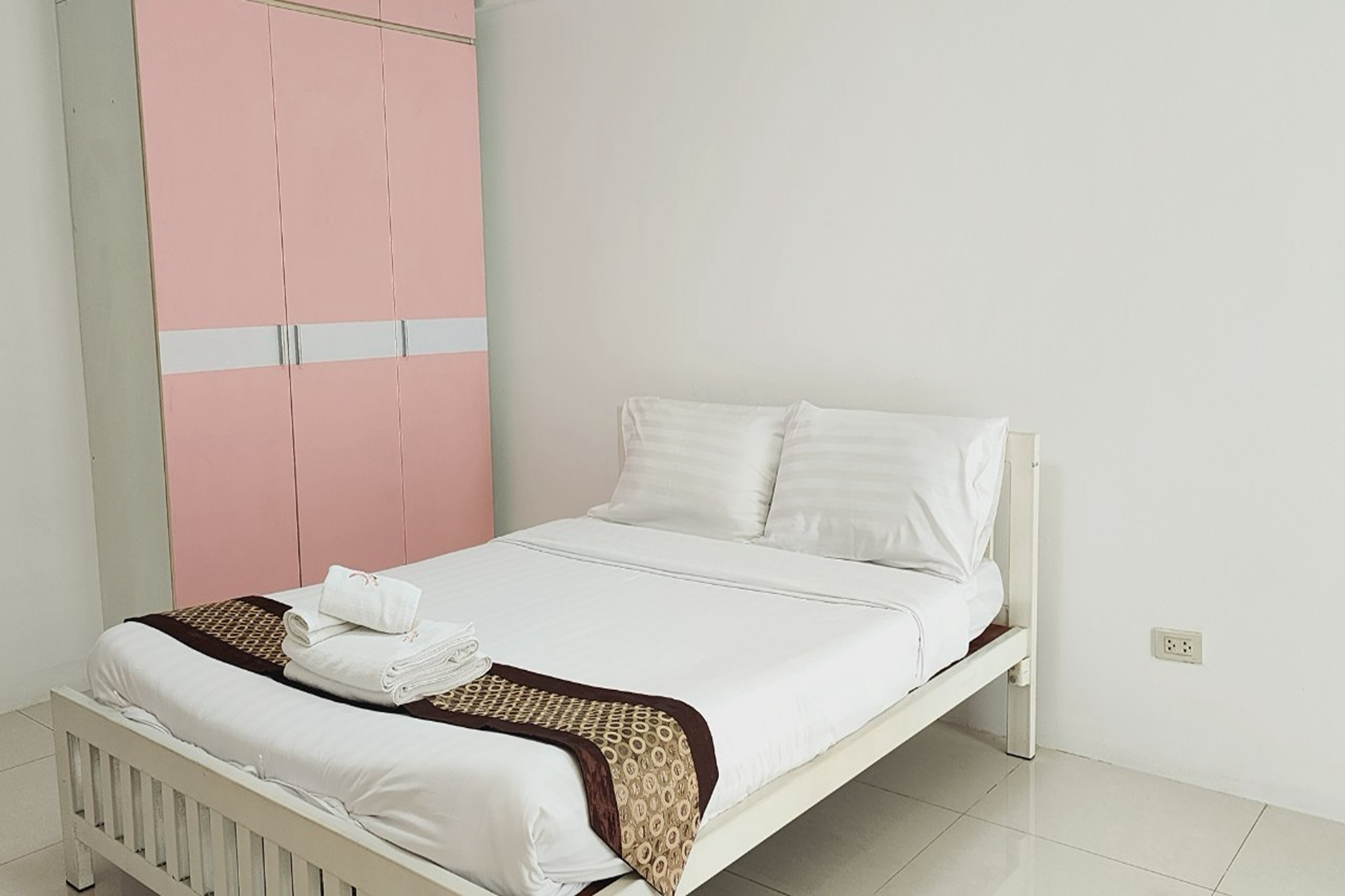 Standard, Double Bed, Zenith Life 8/10