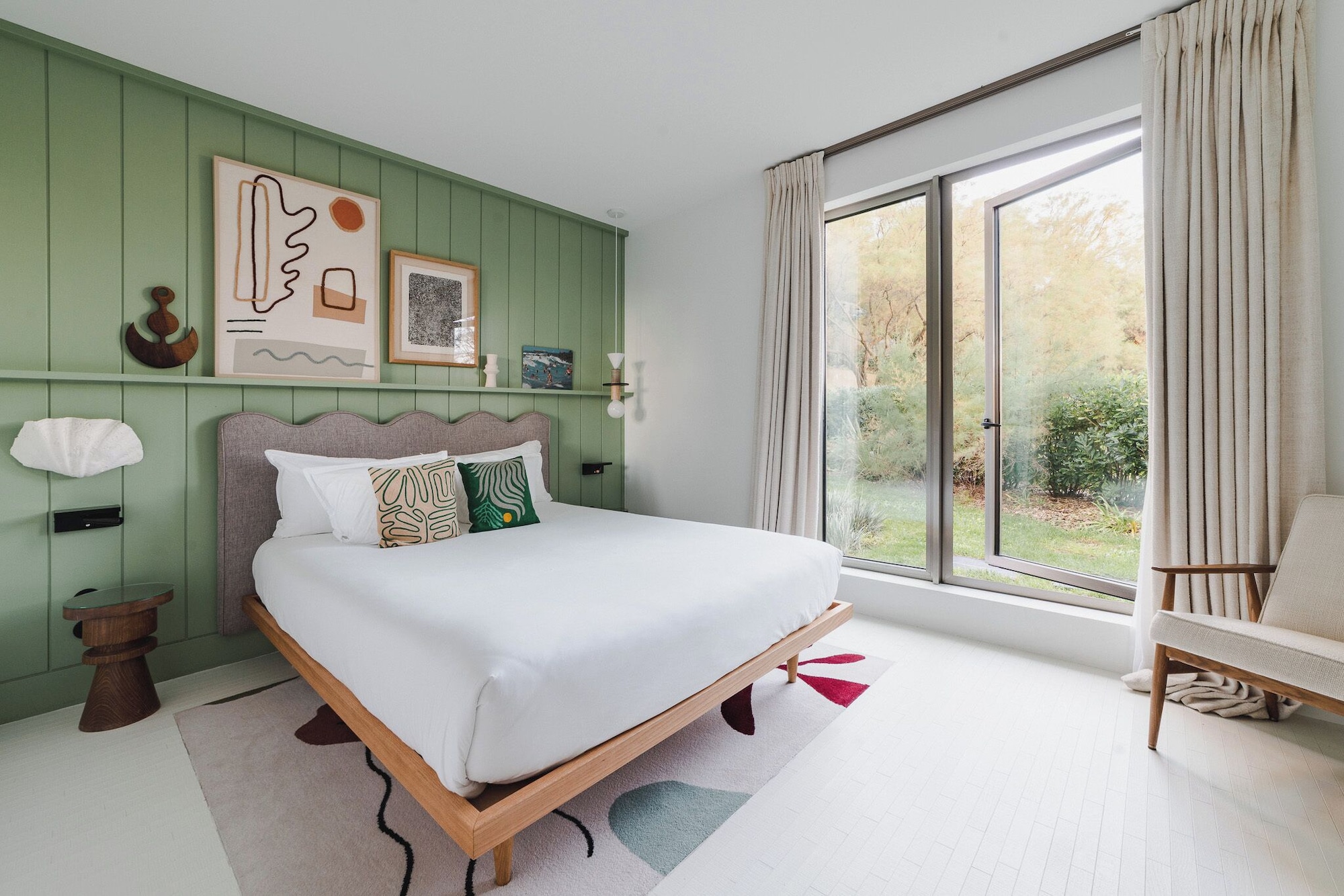 ROOM, TERRACE, GARDEN FLOOR