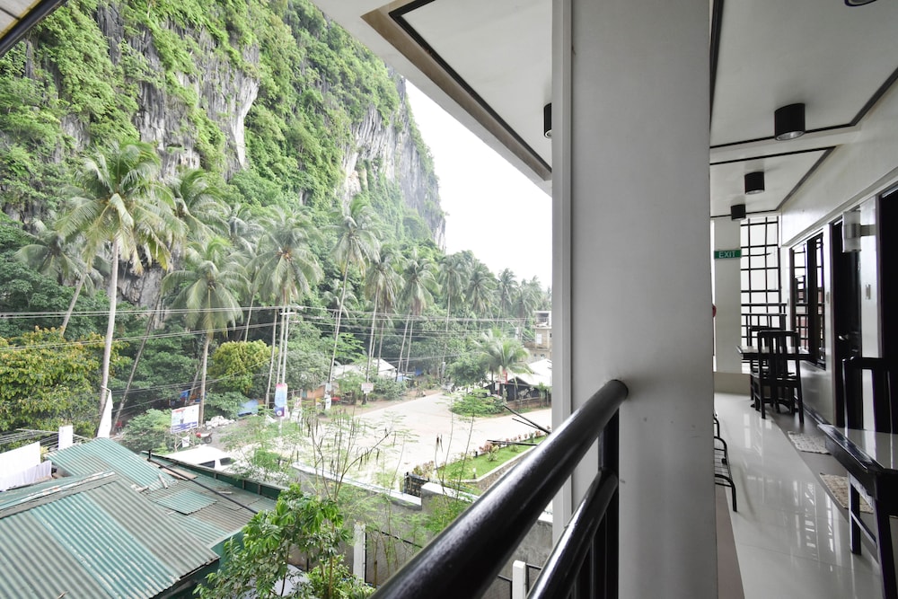 Swiftlets Inn 42/69