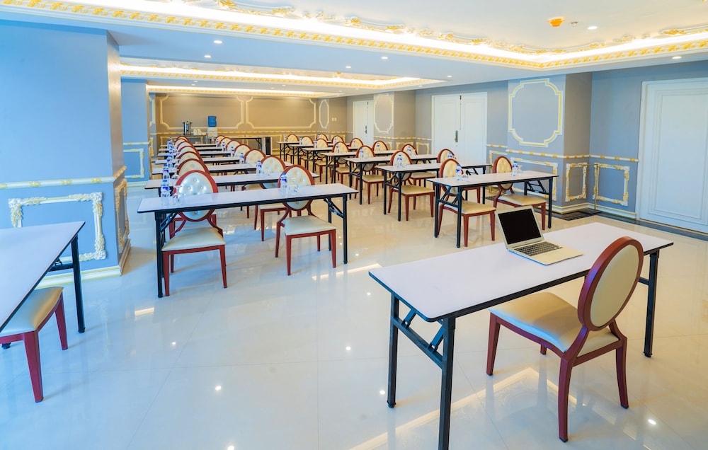 Lafaayette Luxury Suites Baguio 43/50