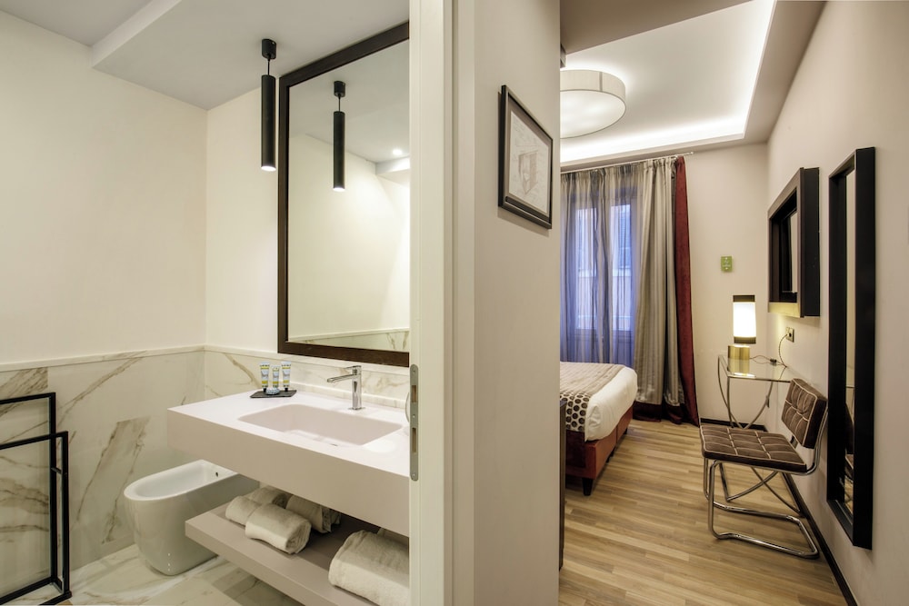 Flaneur - Rooms & Suites by Visconti 45/50